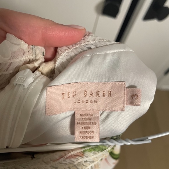 TED BAKER Floral Mini dress - Picture 4 of 7